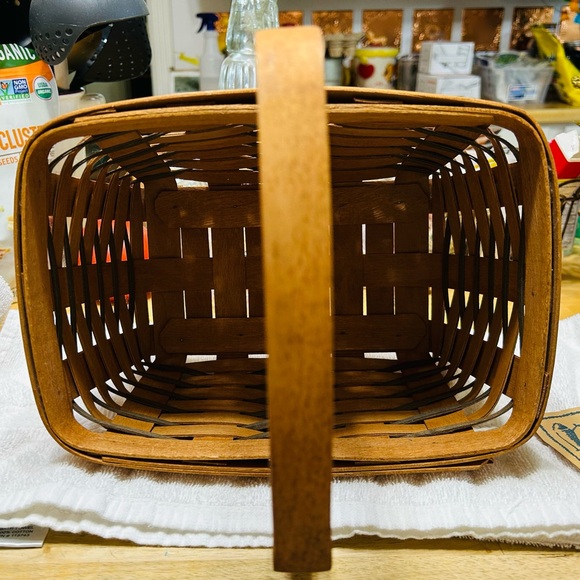 Longaberger Heartland collection basket with green weave. Mint condition. - Picture 2 of 8